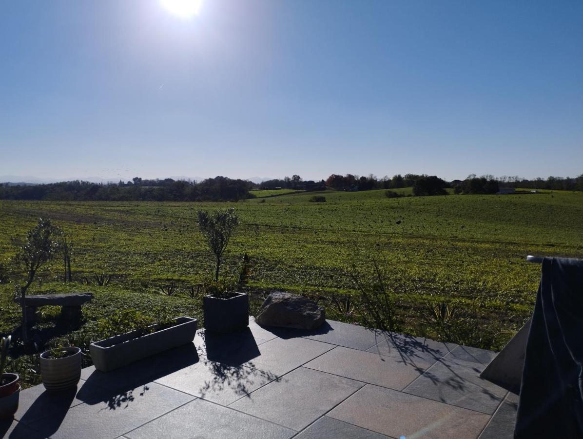 Appartement, Vue Sur Les Pyrenees Pouillon Ngoại thất bức ảnh